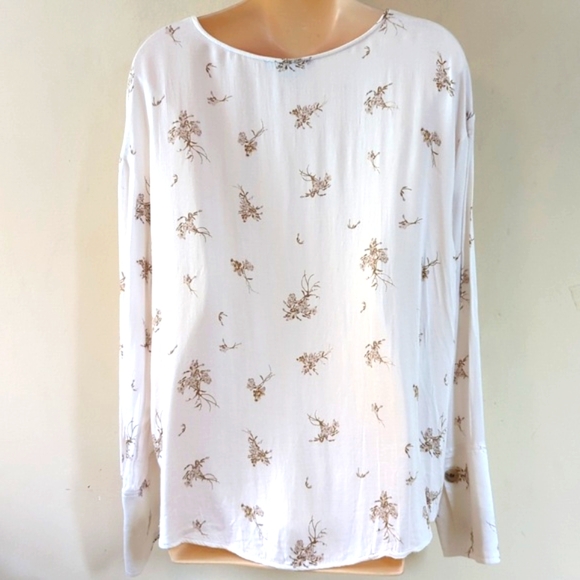 Something Navy Pretty Button Through Top L - Picture 9 of 16